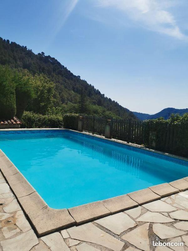 Maison A La Campagne Avec Spa Et Piscine Tourrettes-sur-Loup Ngoại thất bức ảnh