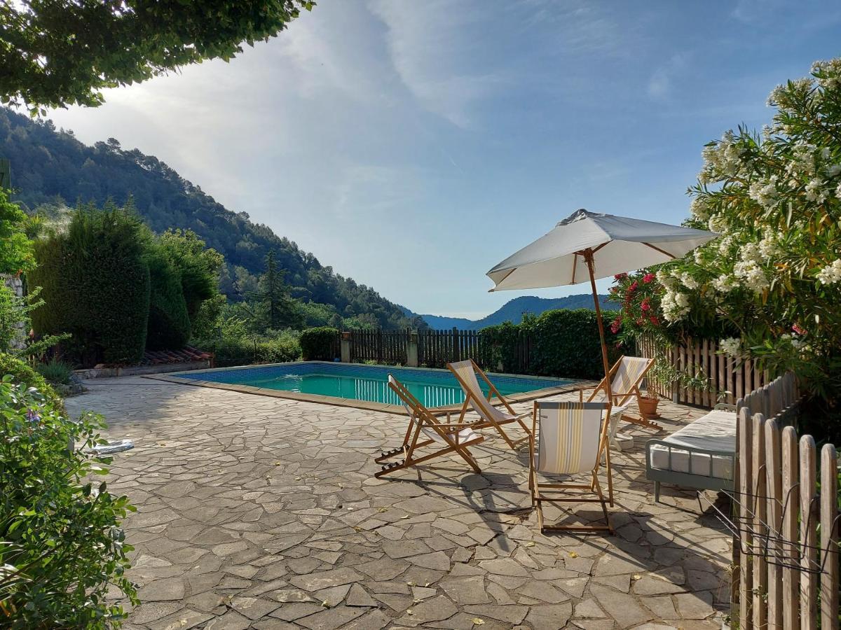 Maison A La Campagne Avec Spa Et Piscine Tourrettes-sur-Loup Ngoại thất bức ảnh
